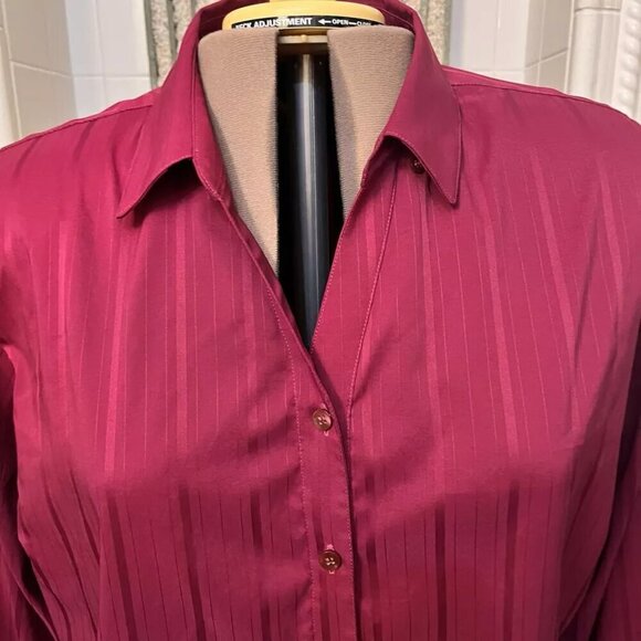 Design Collective. XL. Purple Long Sleeve Tone on Tone Shirt. B79 - Picture 5 of 6